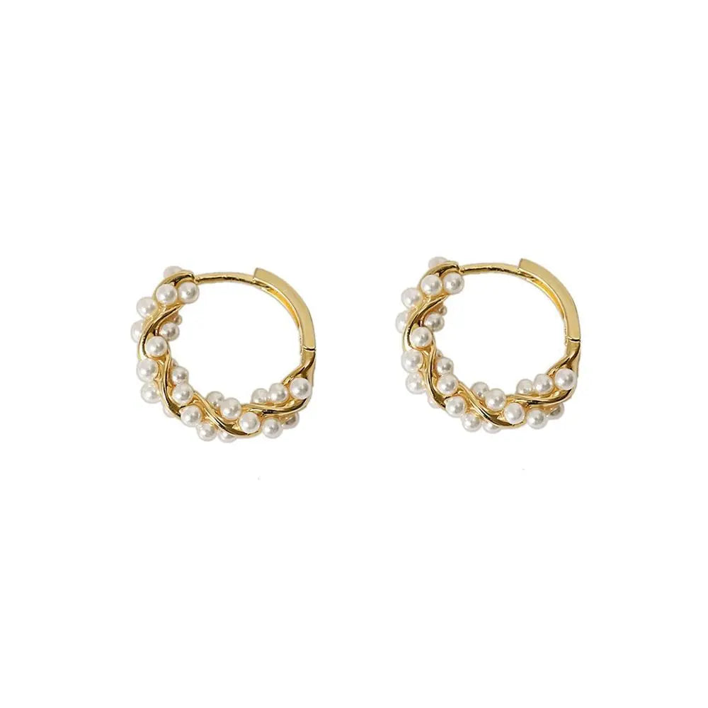 Lavi Simple Temperament Circle Pearl Earrings