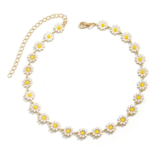 Lavi Daisy Clavicle Chain Necklace