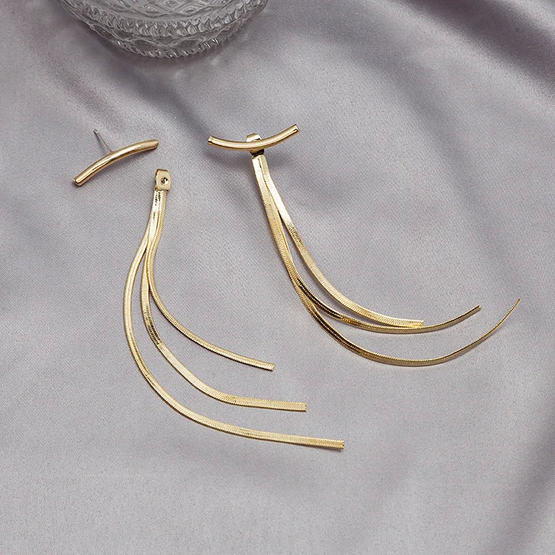 Lavi Tassel Thread Earrings