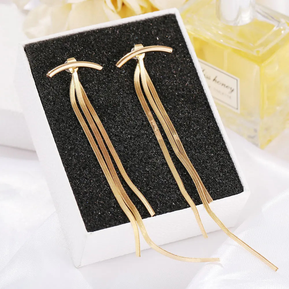 Lavi Tassel Thread Earrings